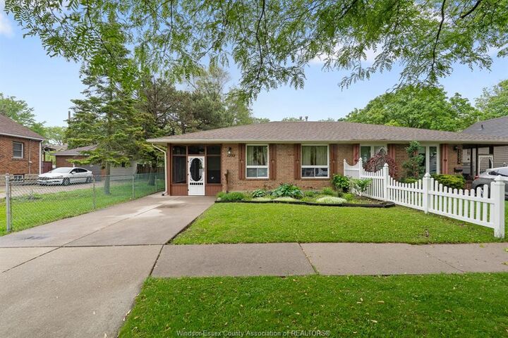 Property Photo: 1752 Norman Road ON N8Y 4N8
