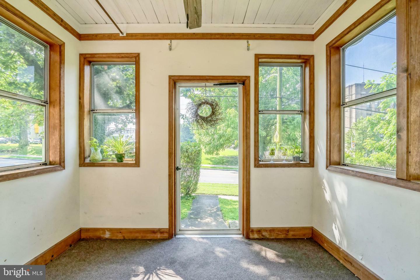 Property Photo:  548 Shawmont Avenue  PA 19128 
