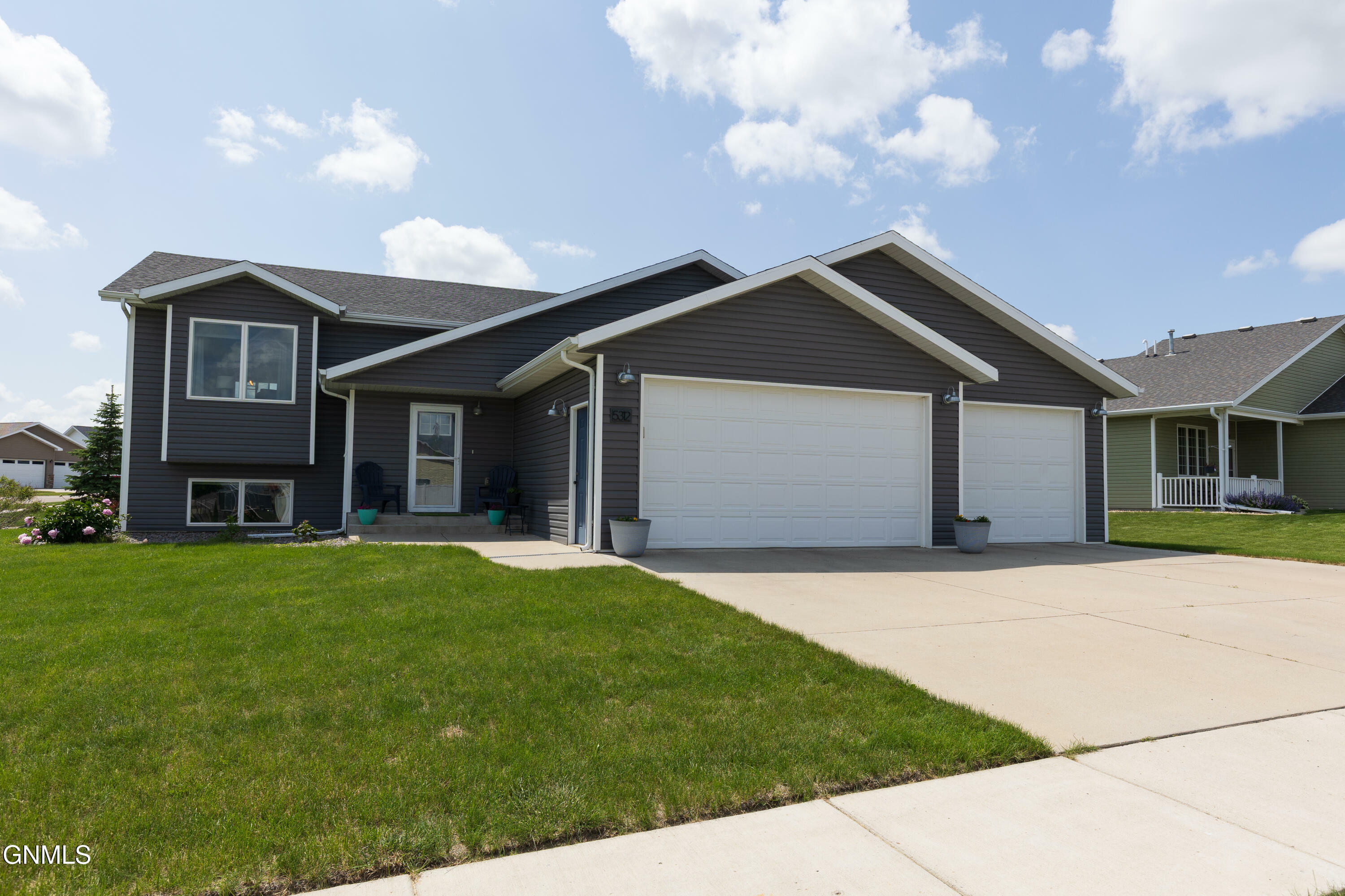 5312 Superior Drive  Bismarck ND 58503 photo