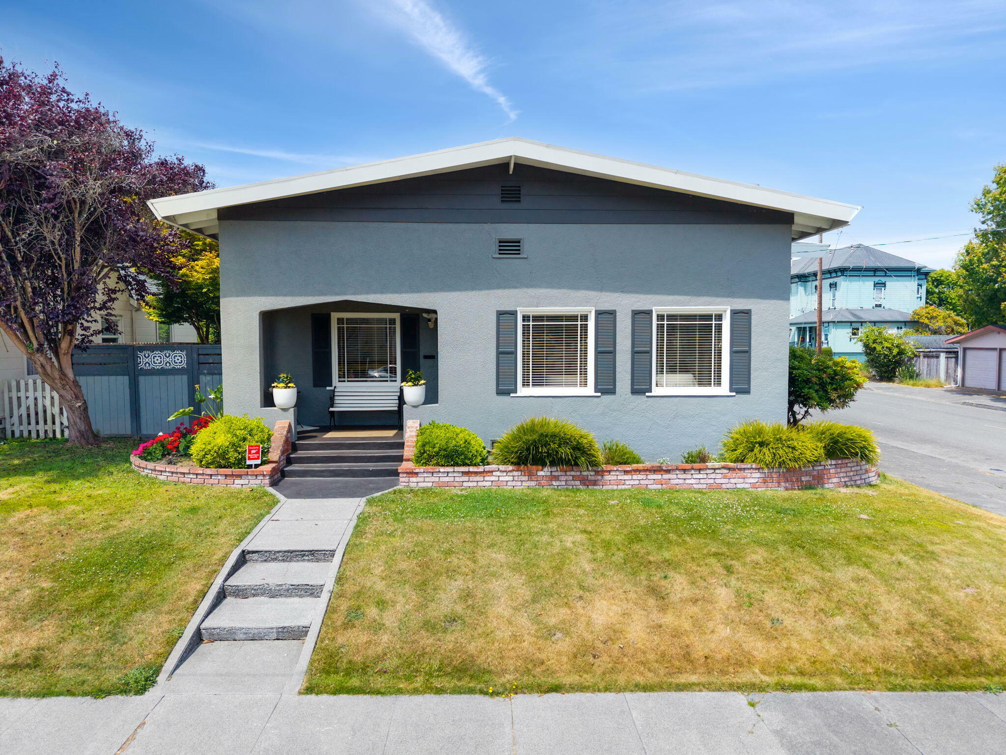 2104 G Street  Eureka CA 95501 photo