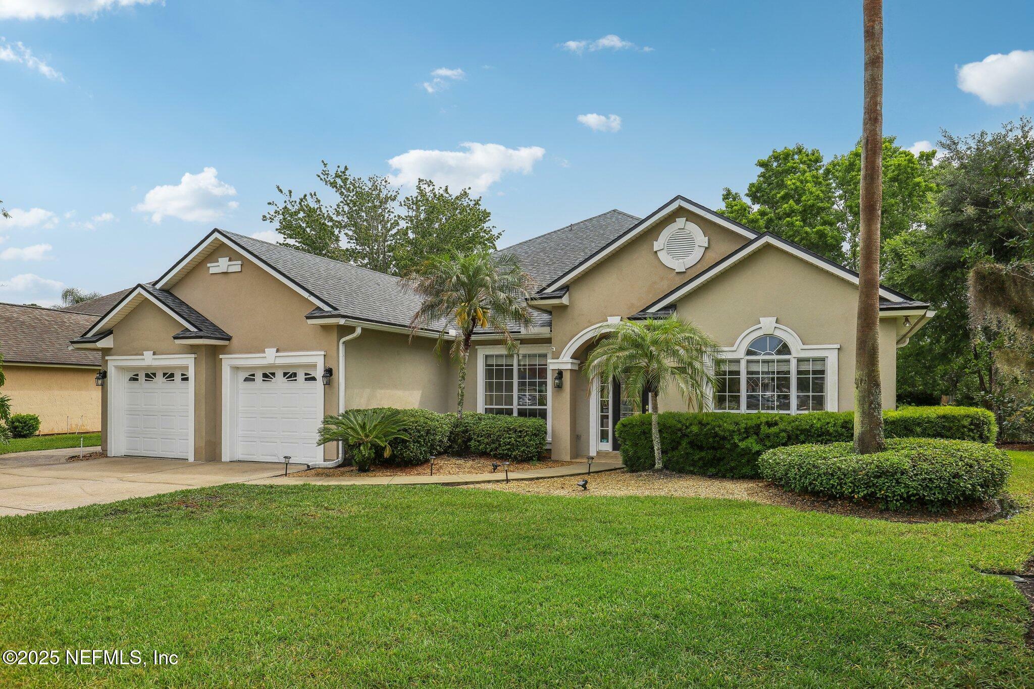 Property Photo:  2260 Harbor Lake Drive  FL 32003 