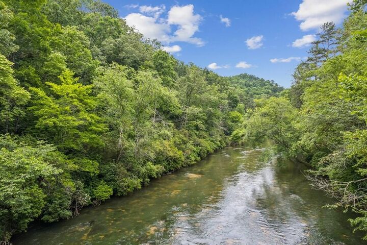 Property Photo:  Lot 6 Riverfront Drive  GA 30536 