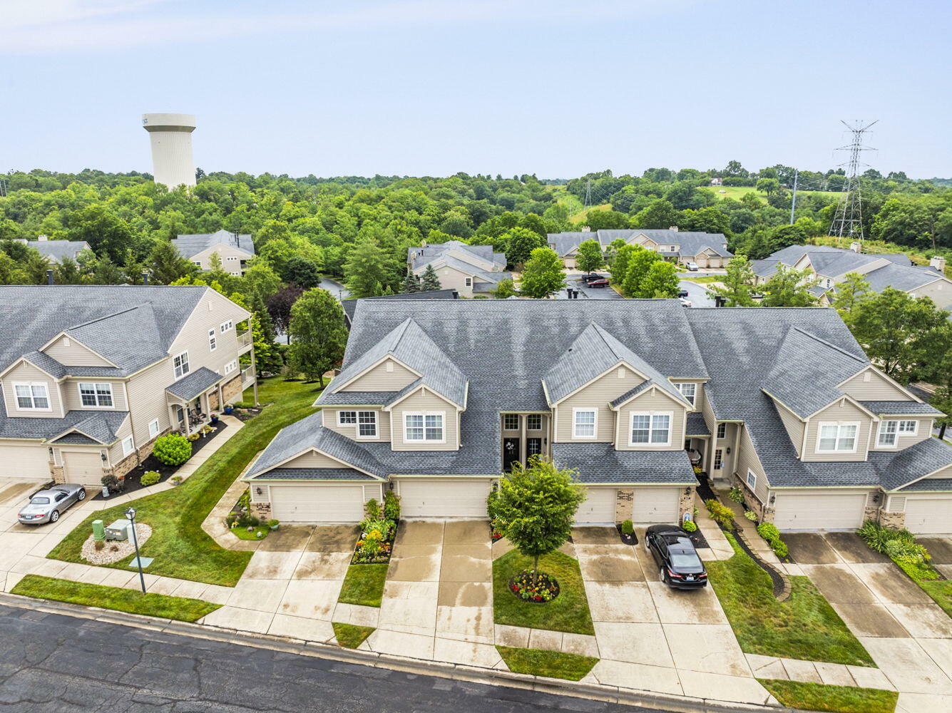 Property Photo:  803 Monterey Lane  KY 41076 