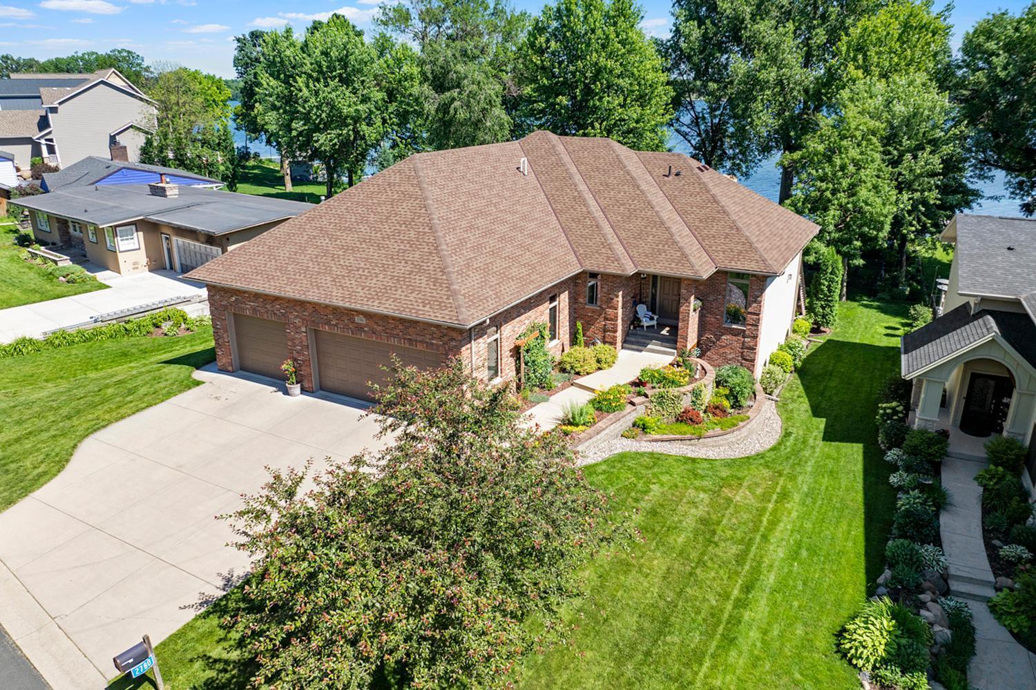 Property Photo: 2780 South Shore Drive MN 55372