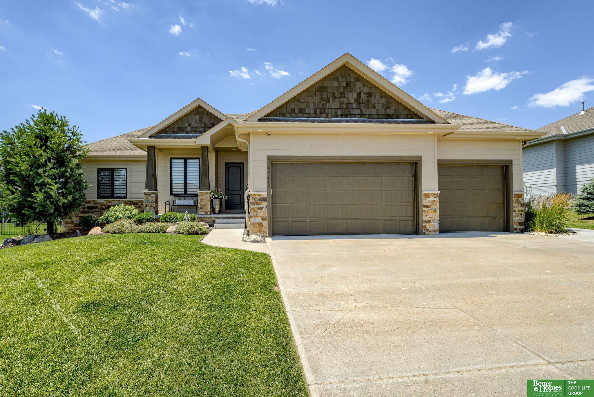 10114 S 105th Avenue  Papillion NE 68046 photo