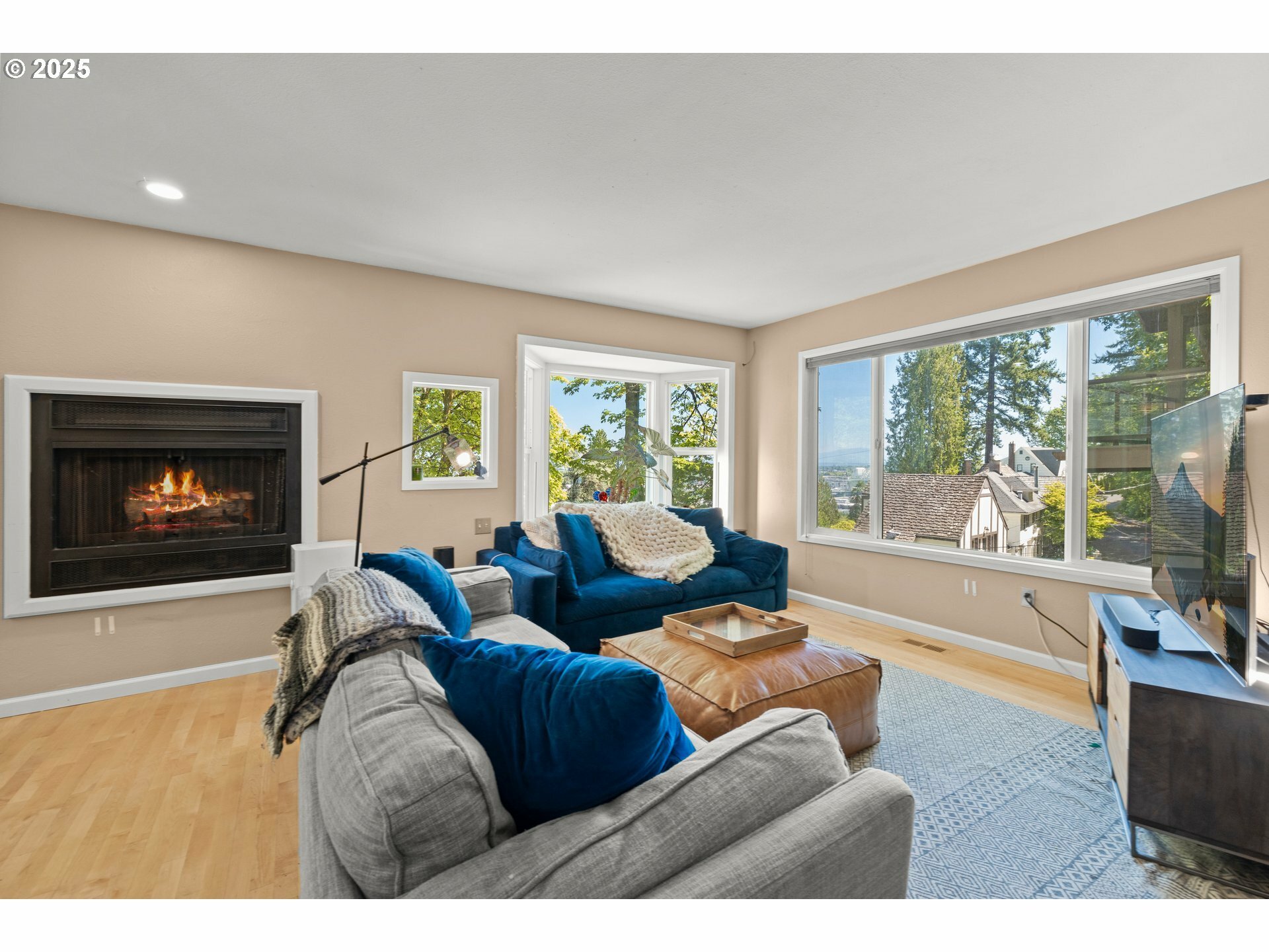 Property Photo:  2802 NW Ariel Ter  OR 97210 
