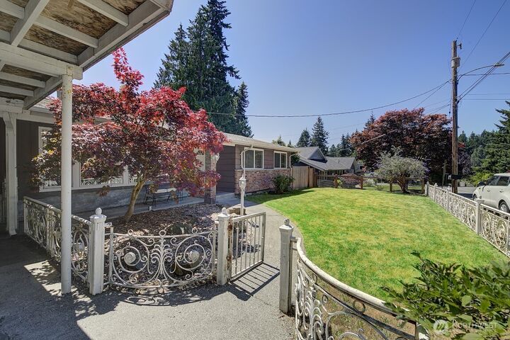 Property Photo:  9632  236th Street SW  WA 98020 