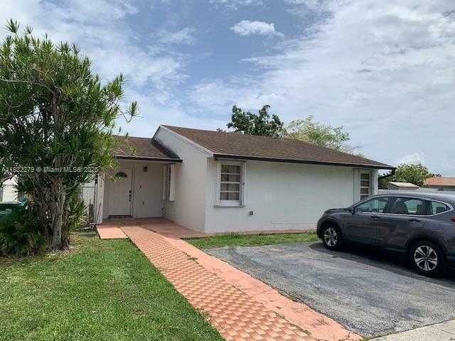 Property Photo: 13375 NW 3rd Ter FL 33182