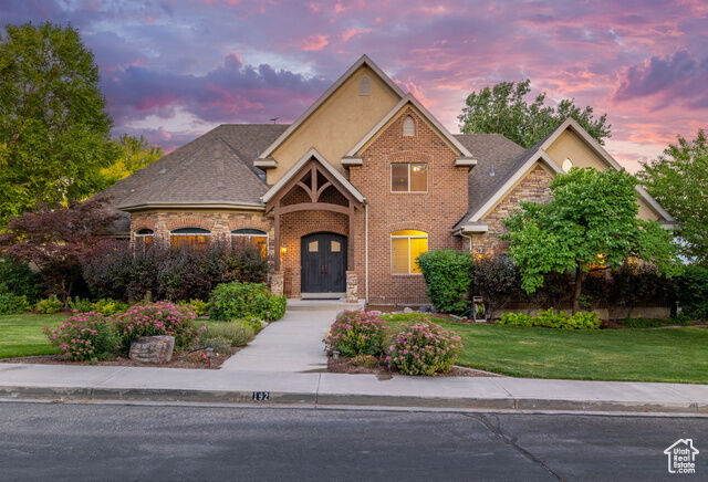 Property Photo: 192 E 2200 N UT 84043