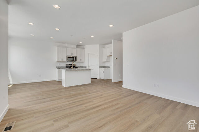 Property Photo: 6852 S Mt Meek Dr 213 UT 84081