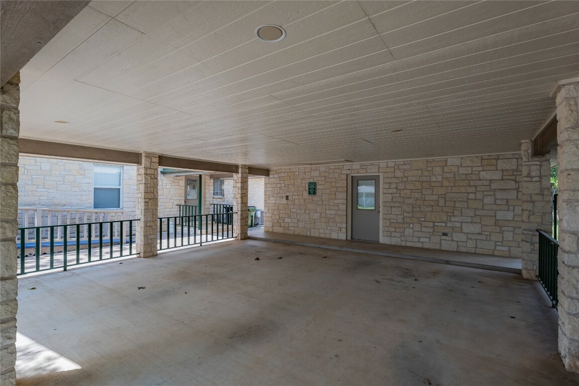 Property Photo: 500 N Main Street N TX 78611