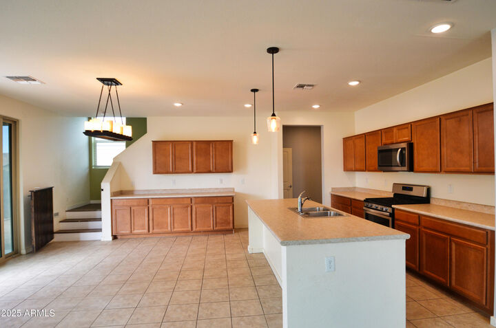 Property Photo: 7271 E Grouse Court AZ 85143