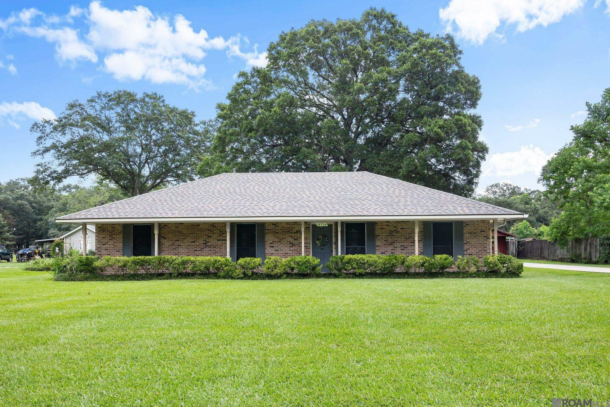 Property Photo: 14334 Crystal Dr LA 70770