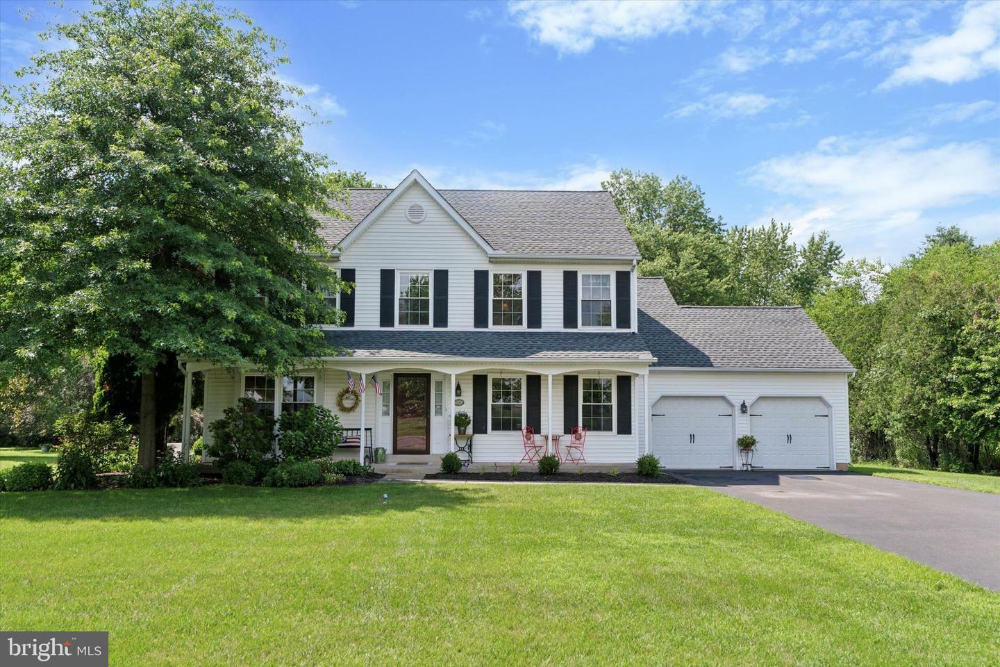Property Photo: 5251 Downs Run PA 18947