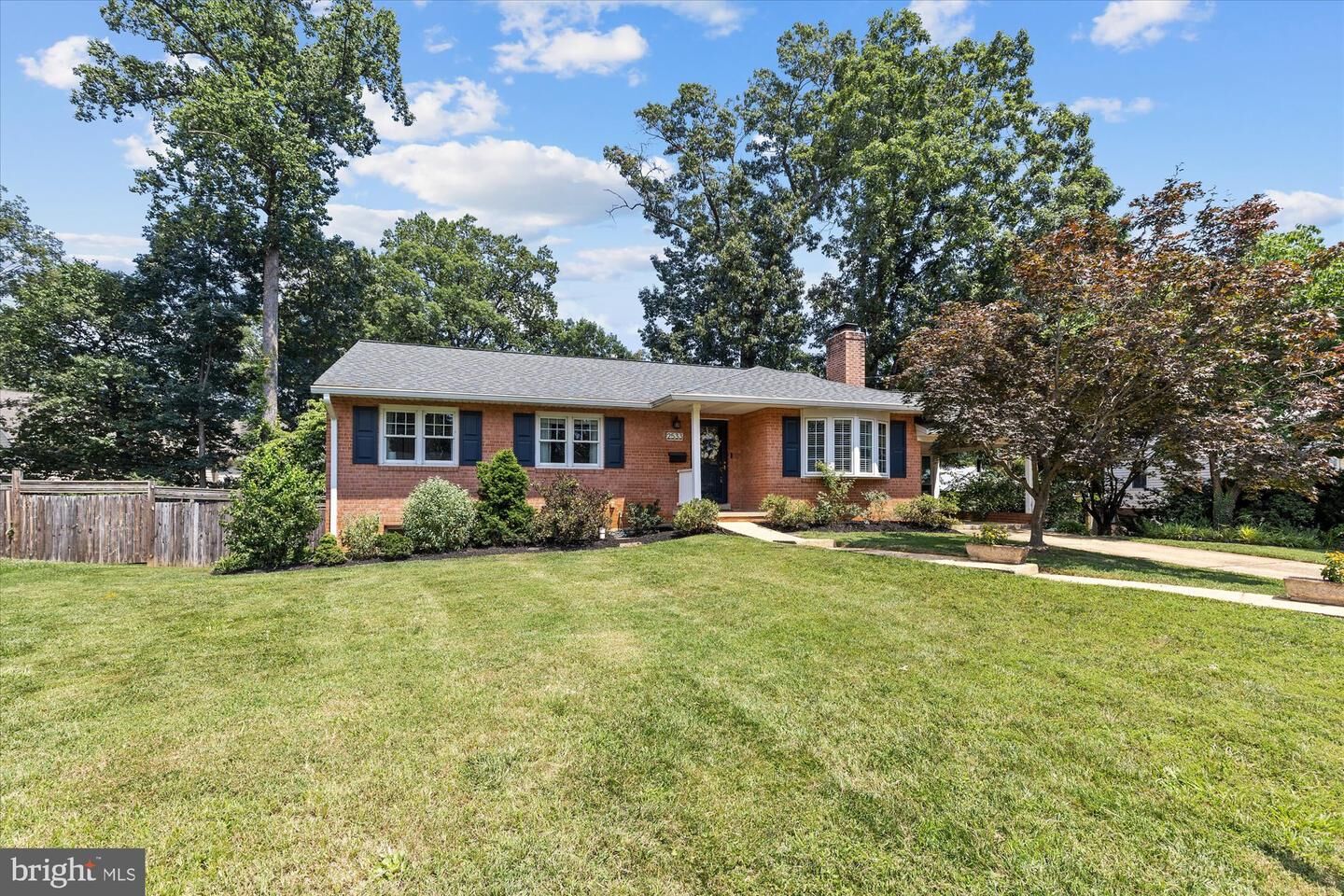 Property Photo: 2533 Remington Street VA 22046