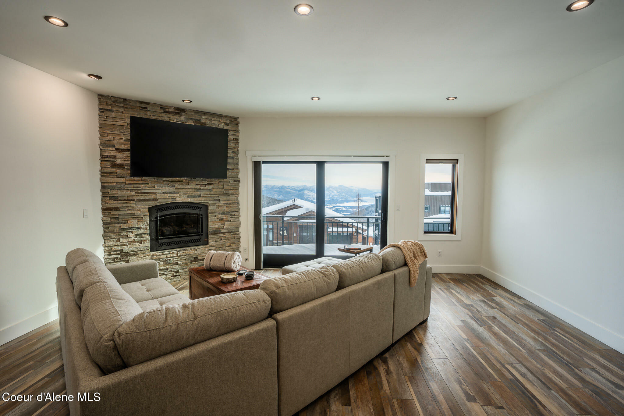 Property Photo: 98 Chutes Lane ID 83864
