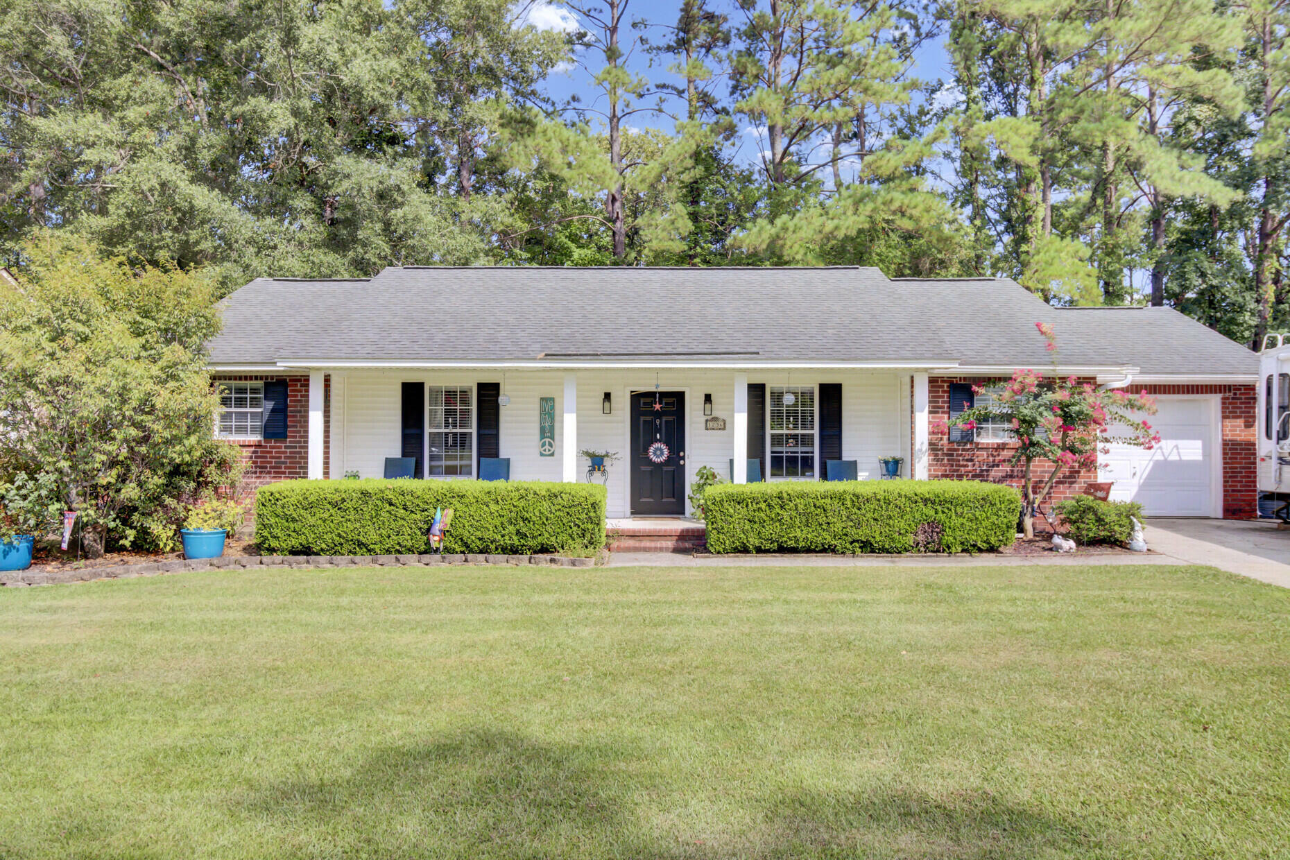 Property Photo:  1236 Scotch Pine Lane  SC 29456 