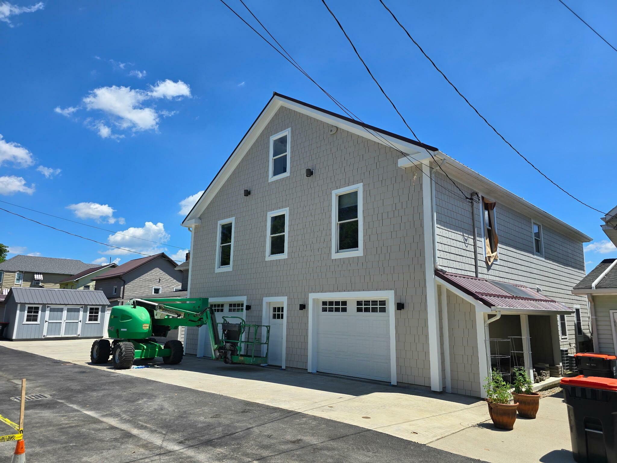Property Photo: 4721 W North Bank Road OH 43008