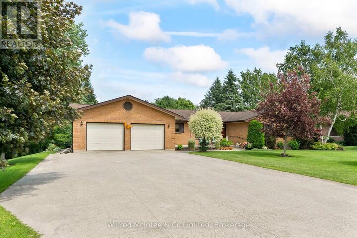 Property Photo: 30 Geeson Avenue ON N0G 2V0