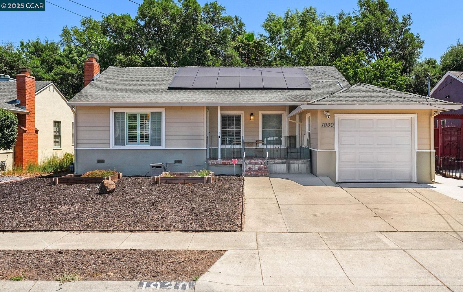 Property Photo:  1930 N 6th St  CA 94519 