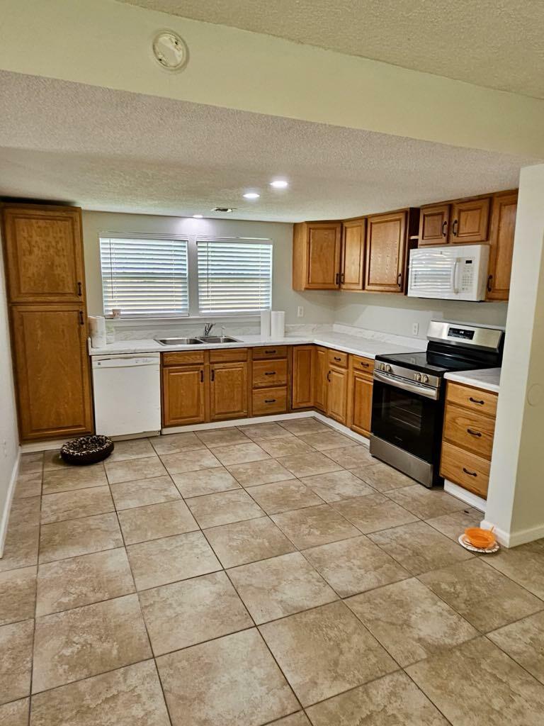 Property Photo: 7 NW Highland Drive FL 32548