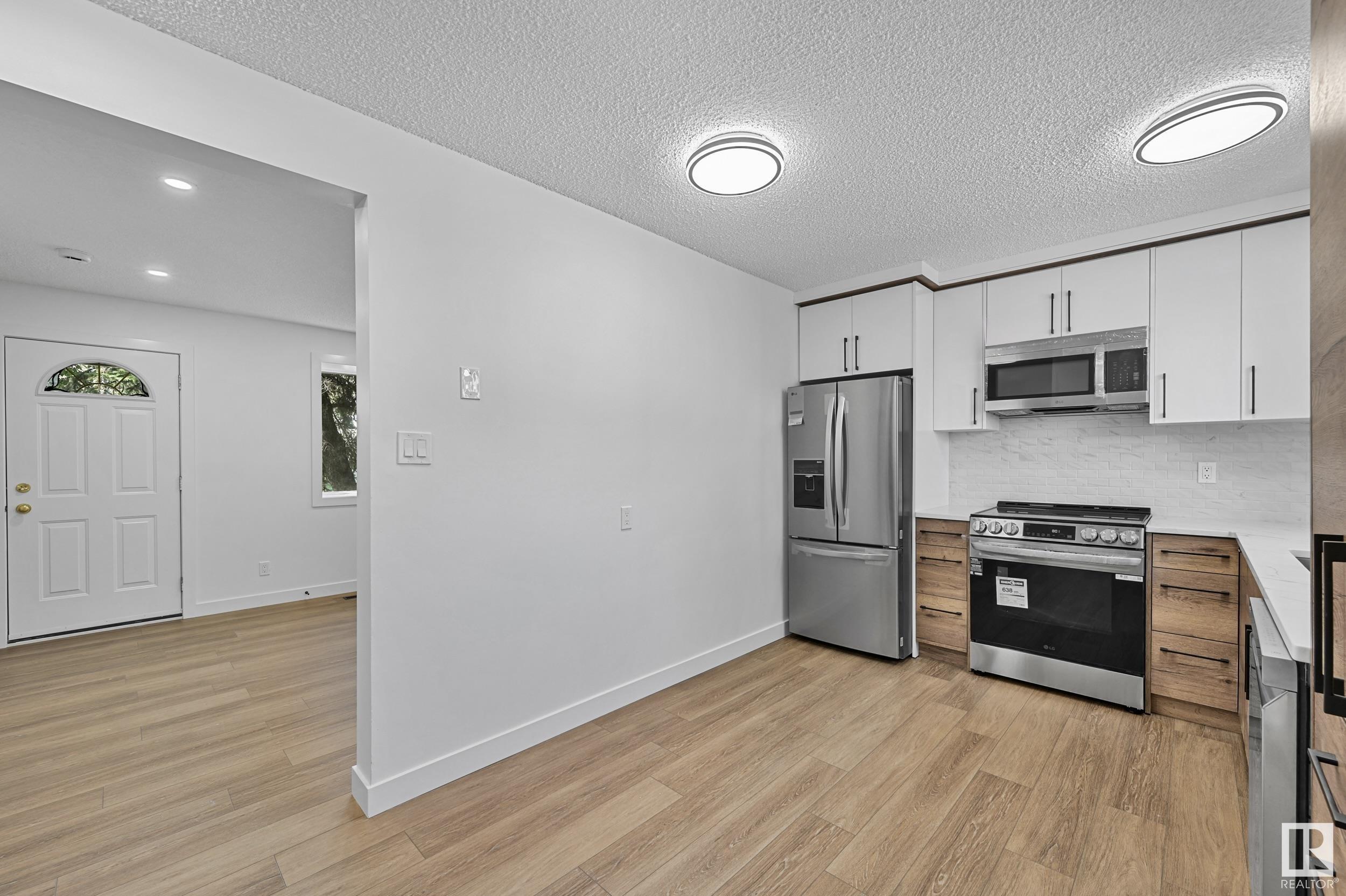 Property Photo: 416 Hermitage Road NW AB T5A 3K9