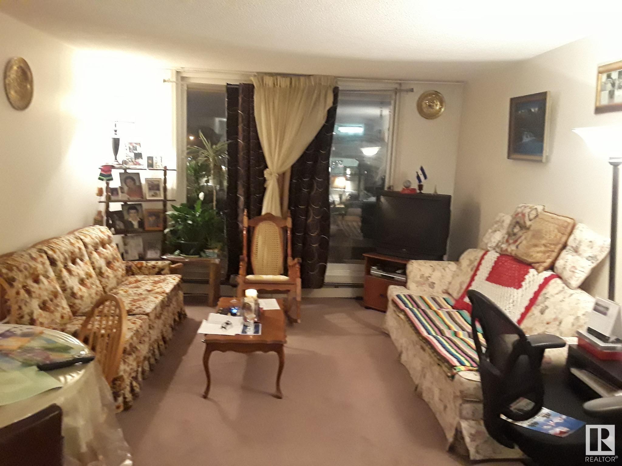 Photo de la propriété:  10160 116 Street NW 204  AB T5K 1V9 