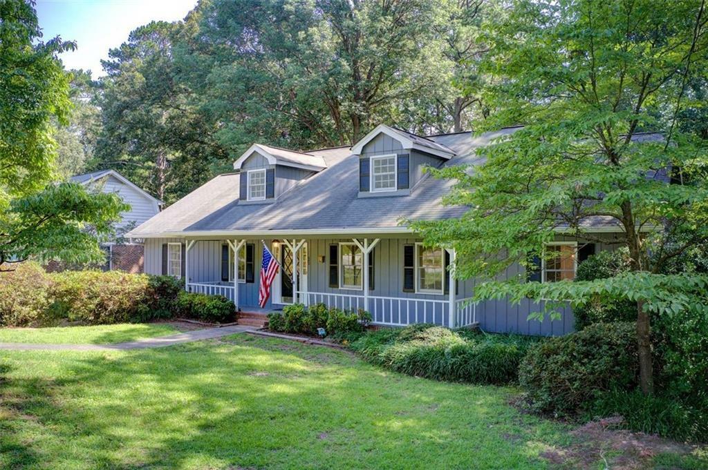 Property Photo: 682 Ridgeview Drive SW GA 30047