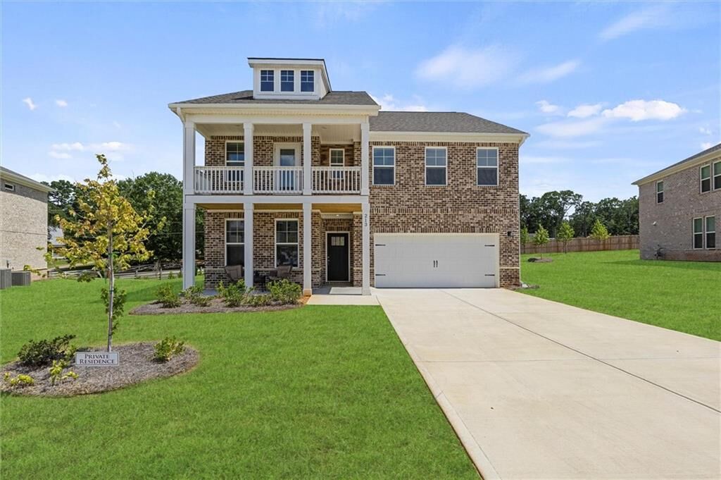 Property Photo:  213 Chiswick Loop  GA 30281 