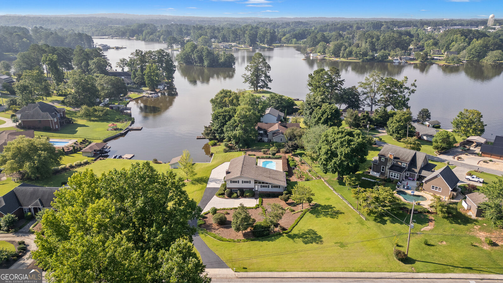 Property Photo:  536 N Lakeshore Drive  GA 30117 