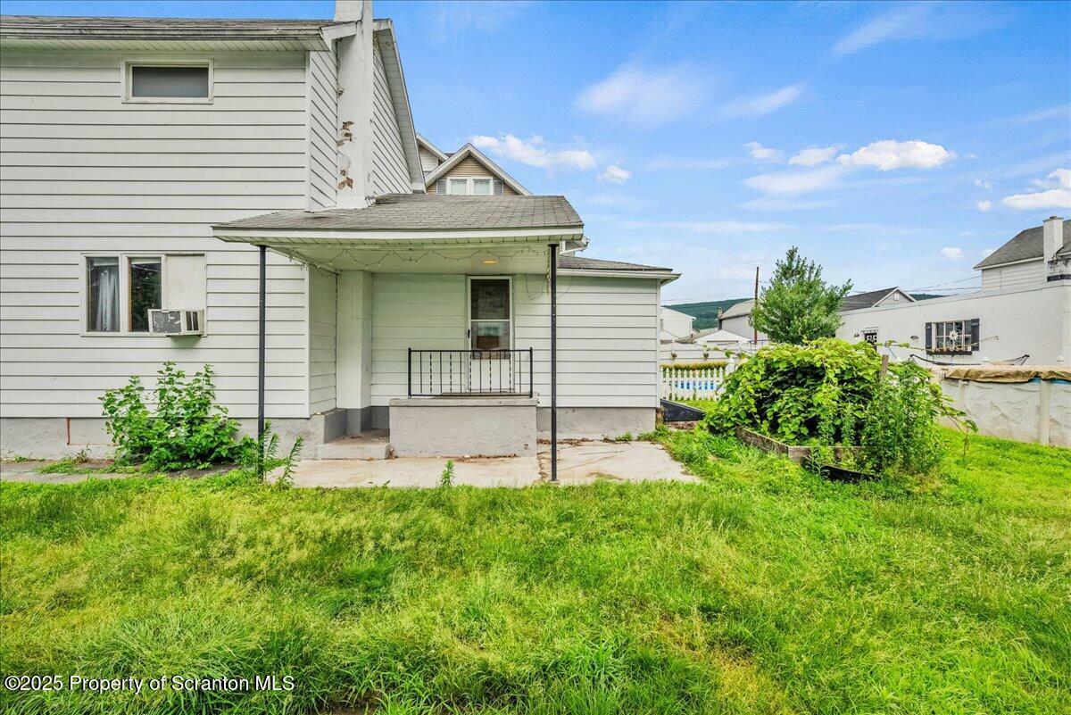 Property Photo: 205 Lackawanna Avenue PA 18642