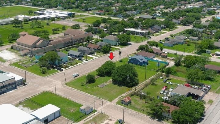 Property Photo:  00 W Broad Street  TX 77541 