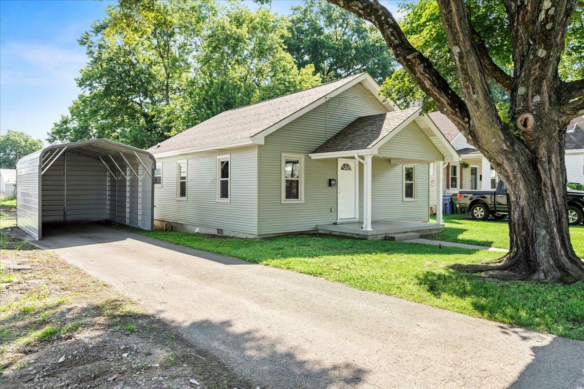 Property Photo: 101 Bluegrass Avenue KY 40505
