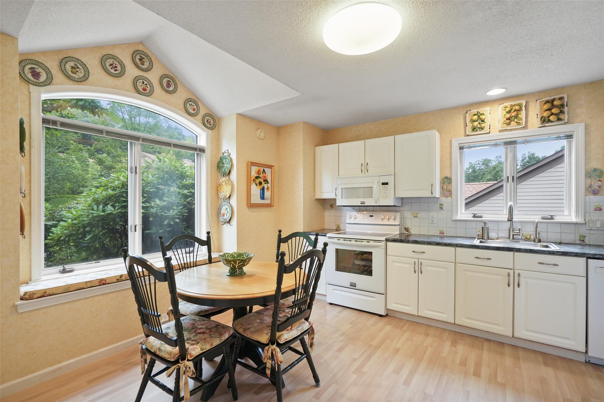 Property Photo: 734 Heritage Hills Drive C NY 10589