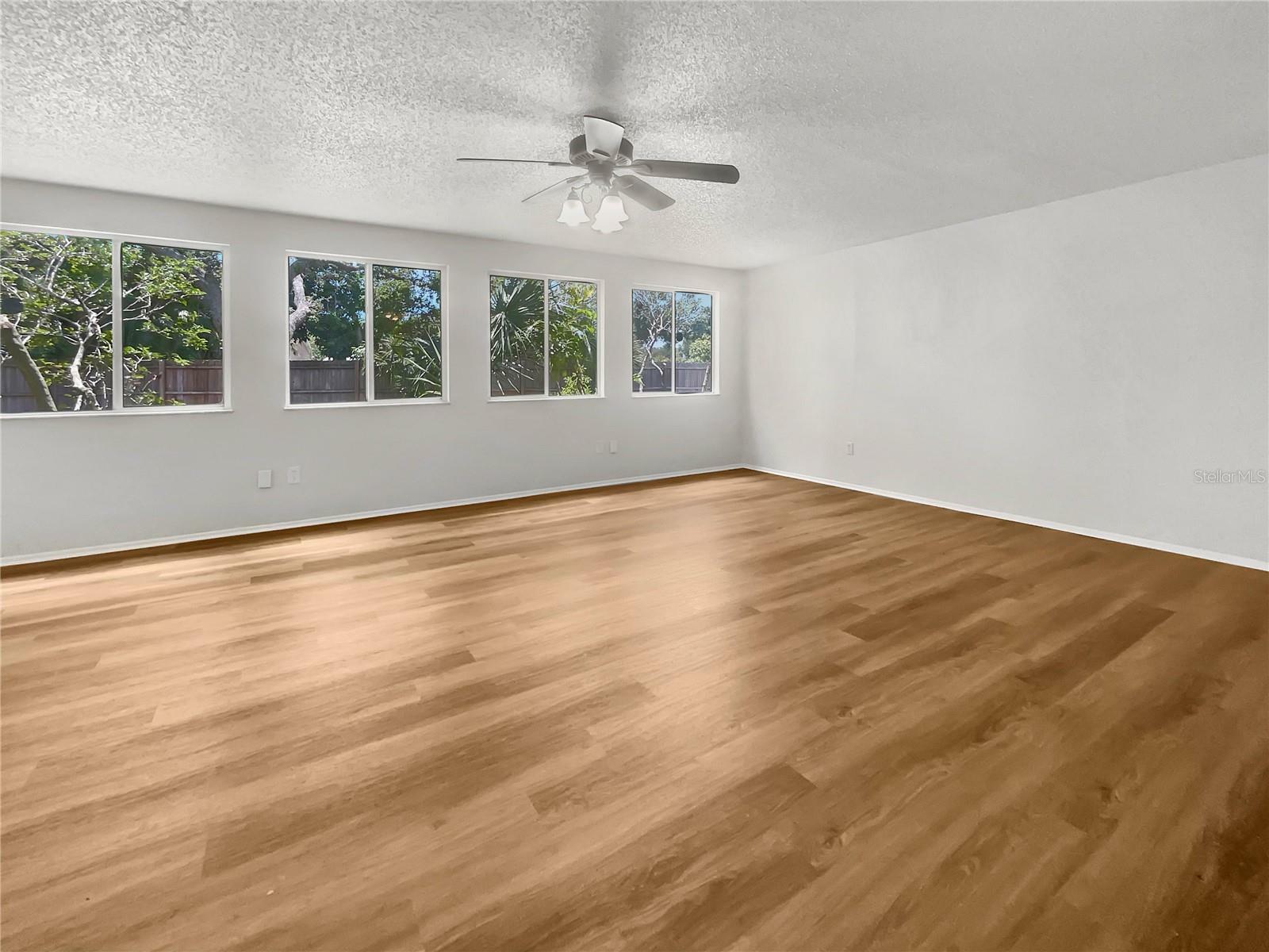 Property Photo: 2908 Lockwood Meadows Boulevard FL 34234