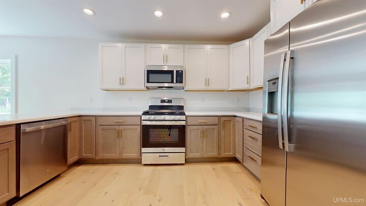 Property Photo:  26364 Atlantic Street  MI 49913 