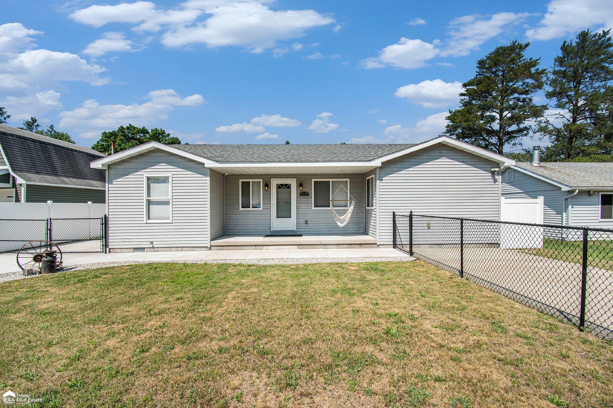 Property Photo: 2145 Mustang Street MI 48656-9619
