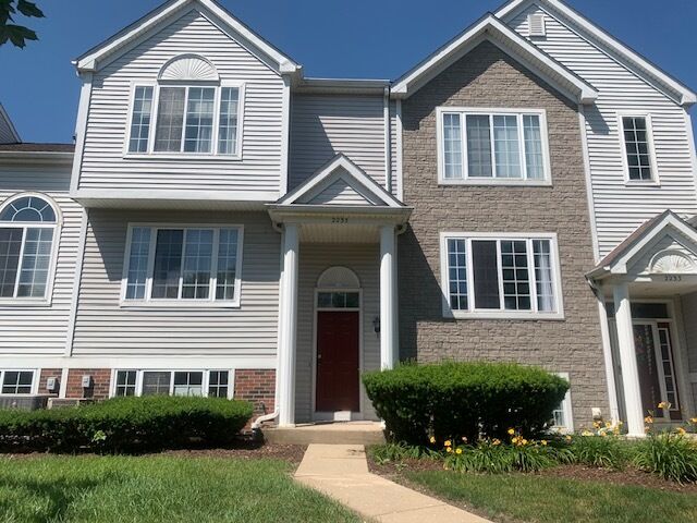 2235 Dawson Lane  Algonquin IL 60102 photo