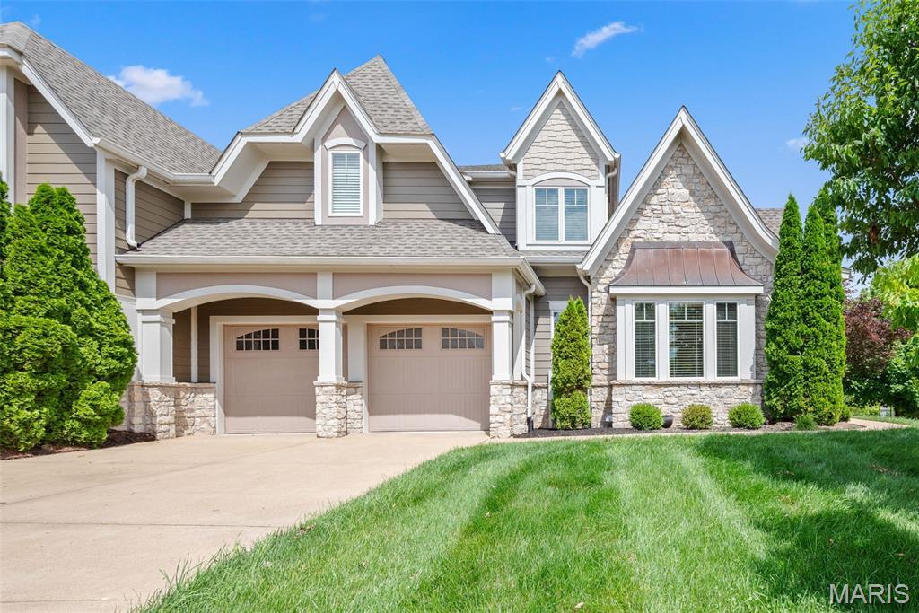 411 Maple Rise Path  Chesterfield MO 63005 photo