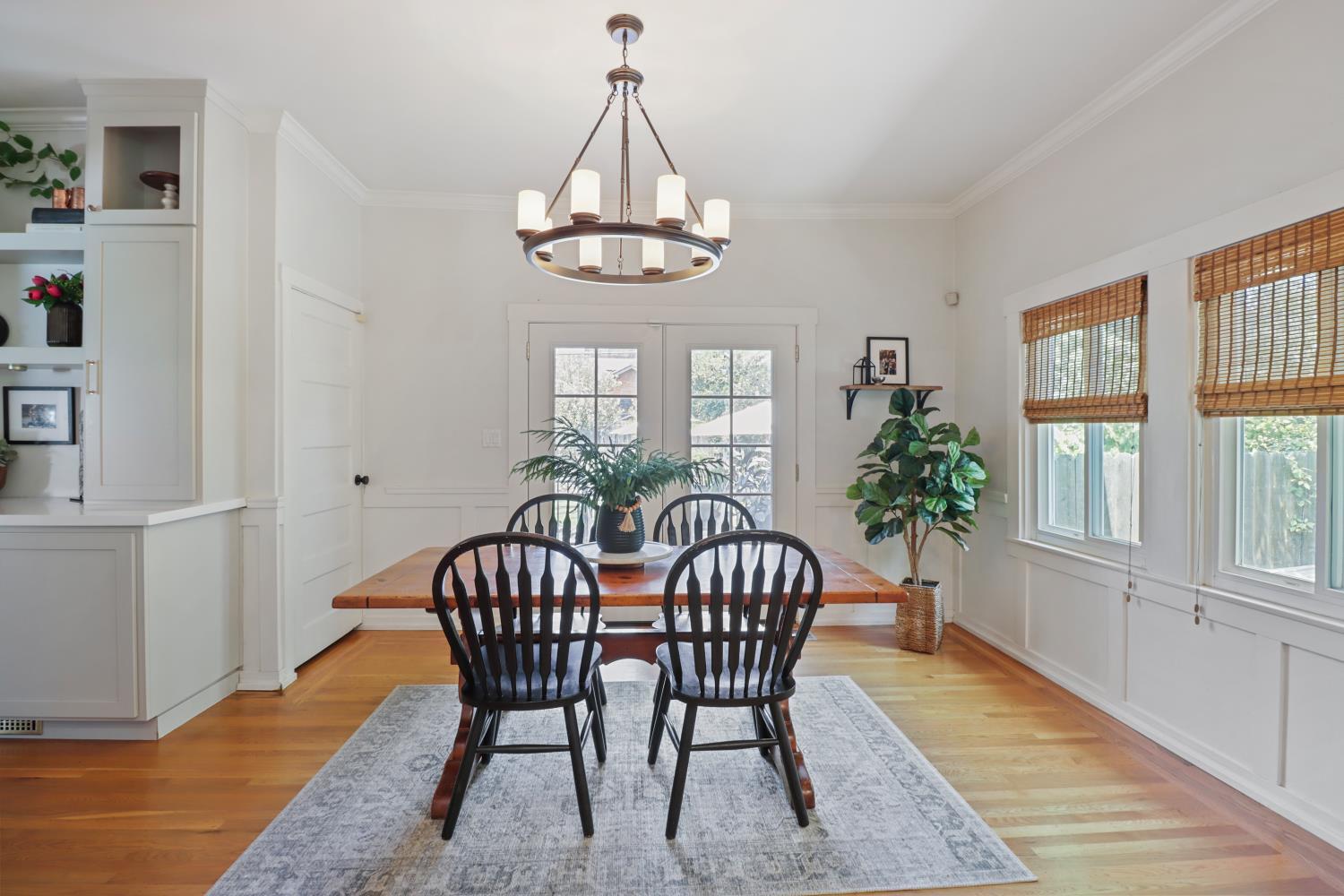 Property Photo: 2449 Donner Way CA 95818