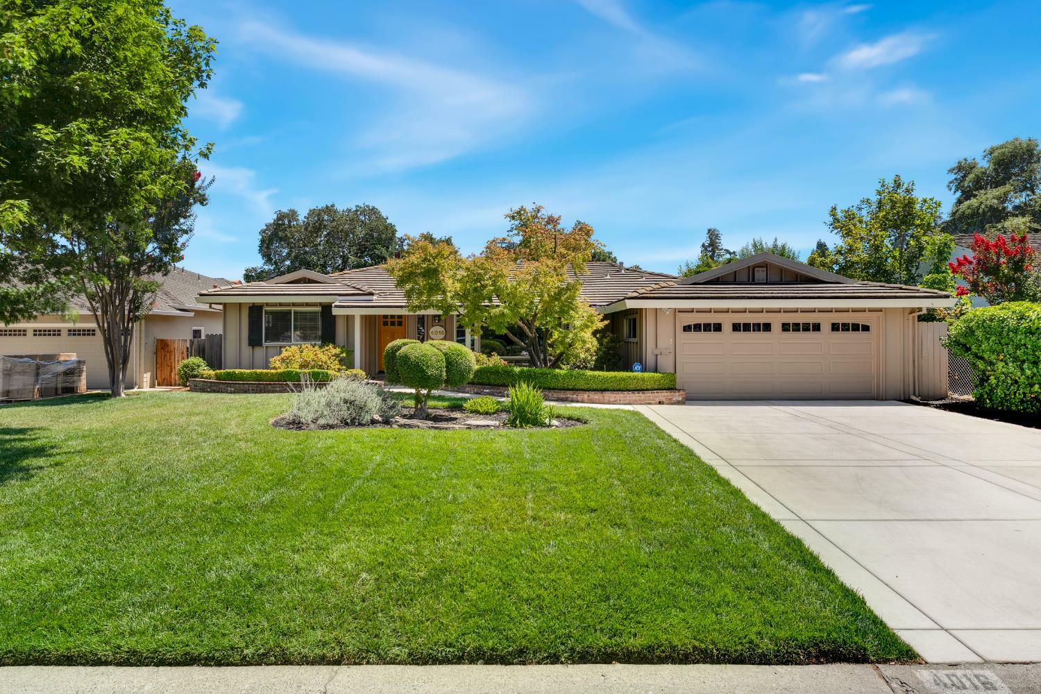 4016 Cresta Way  Sacramento CA 95864 photo