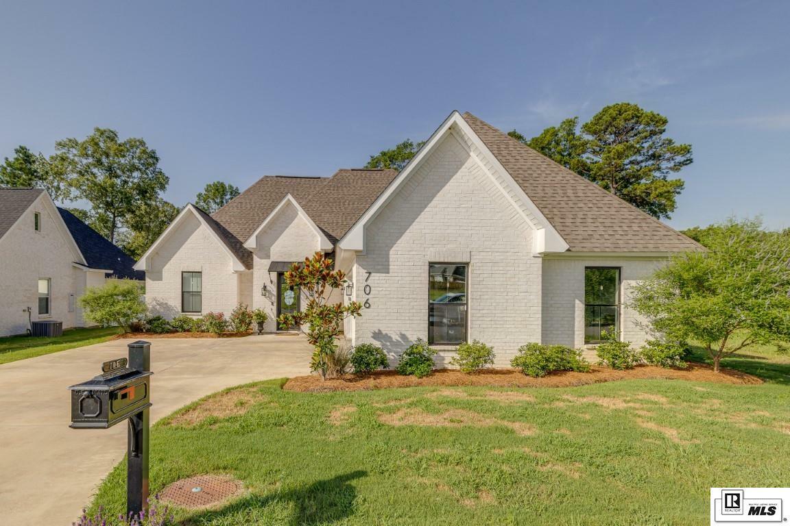 Property Photo: 706 Bella Vista Loop LA 71291