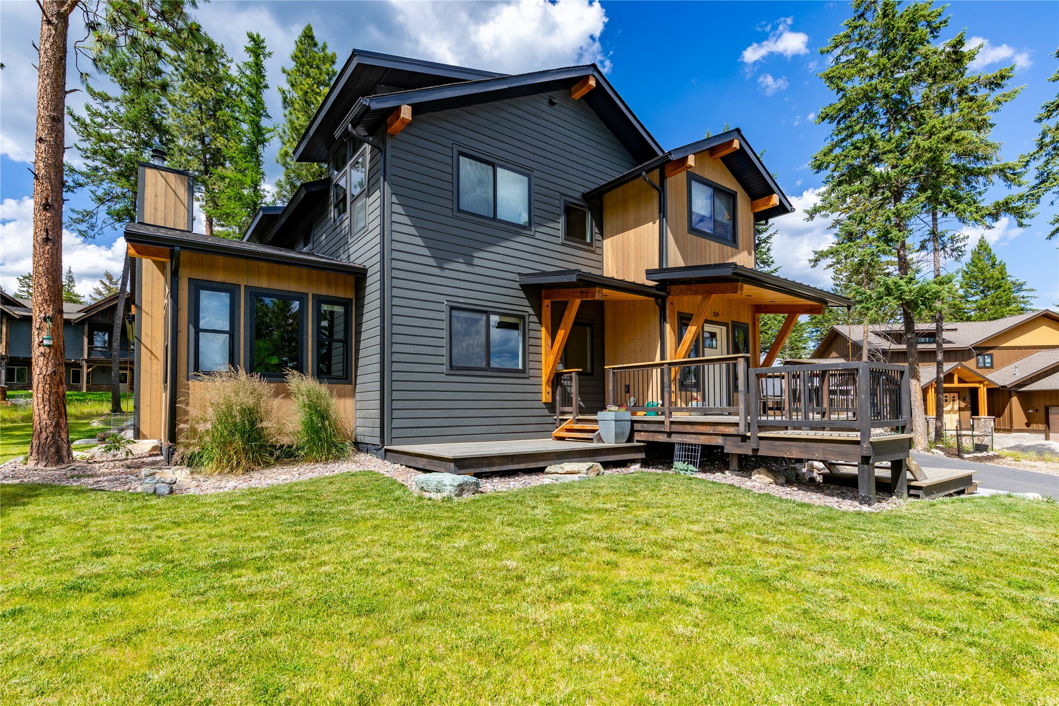 Property Photo: 328 Spurwing Loop MT 59922
