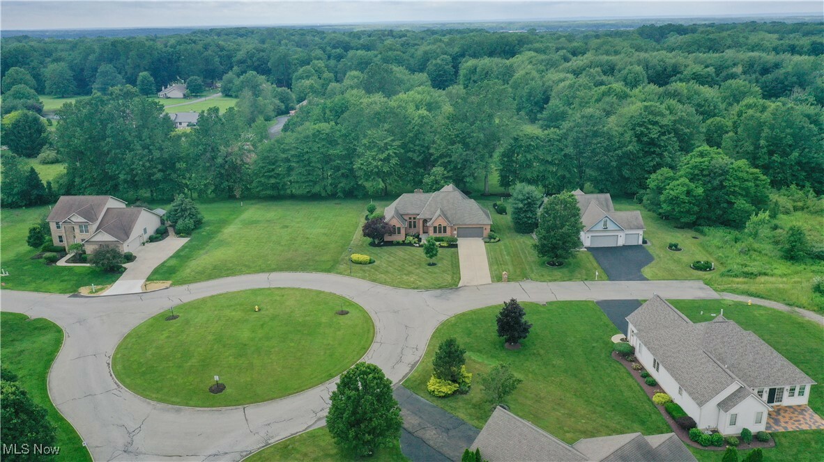 Property Photo: 285 Saint Andrews OH 44410
