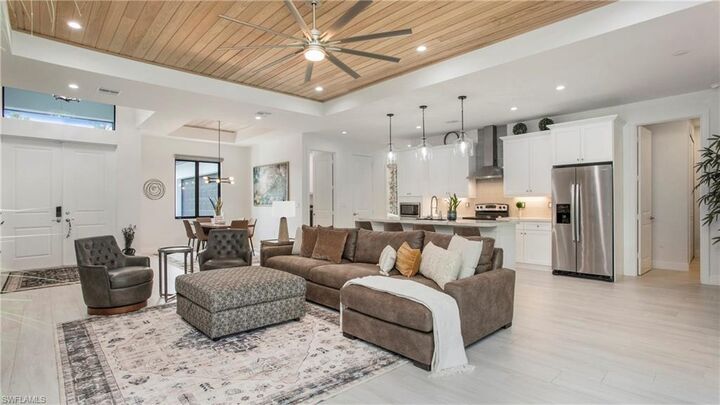 Property Photo:  1030 22nd Ave NE  FL 34120 