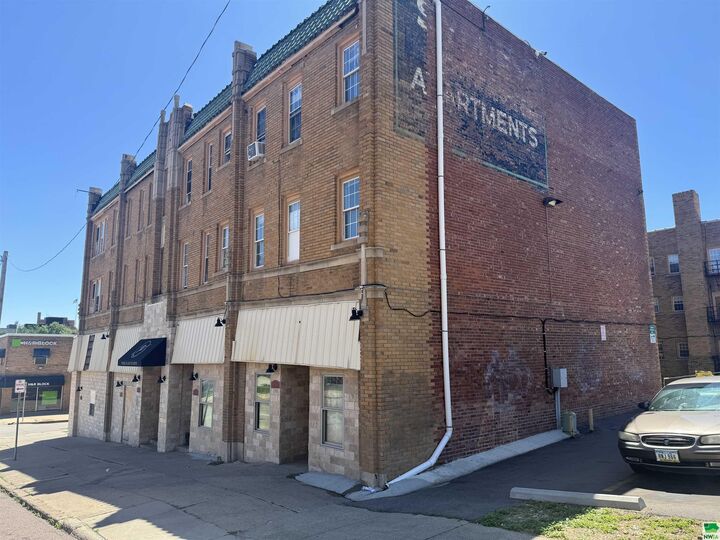 Property Photo: 1003 Pierce St IA 51105