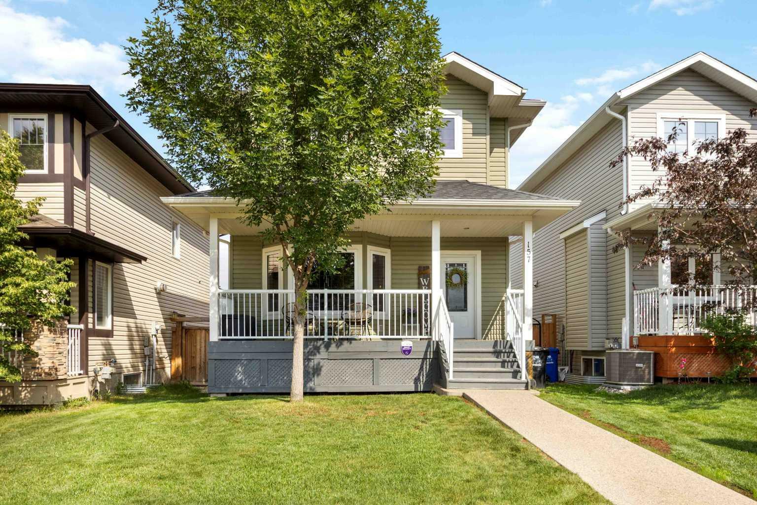 Property Photo: 157 Juniper Street AB T9K 0W2