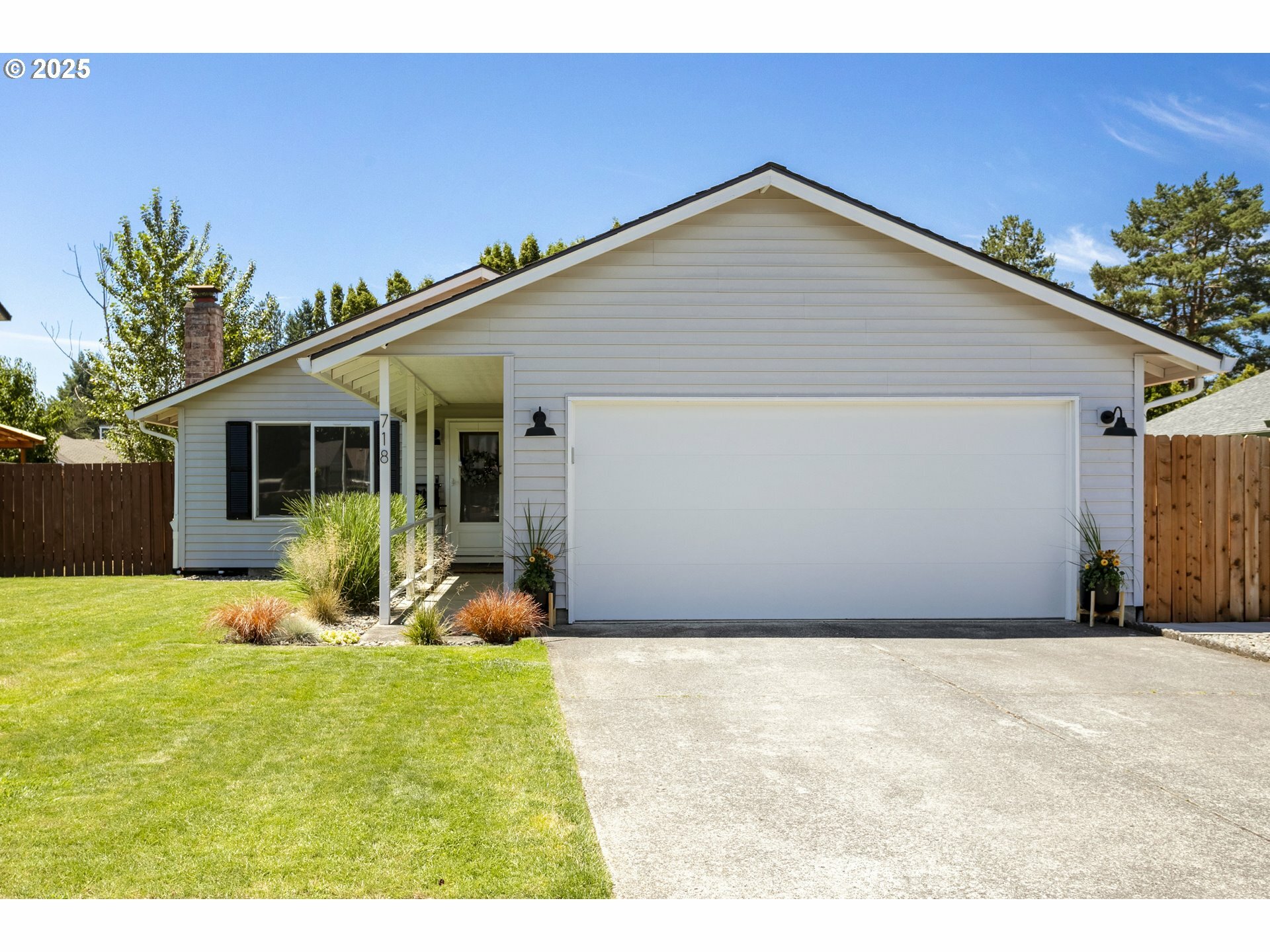 718 SE 143rd Ave  Vancouver WA 98683 photo