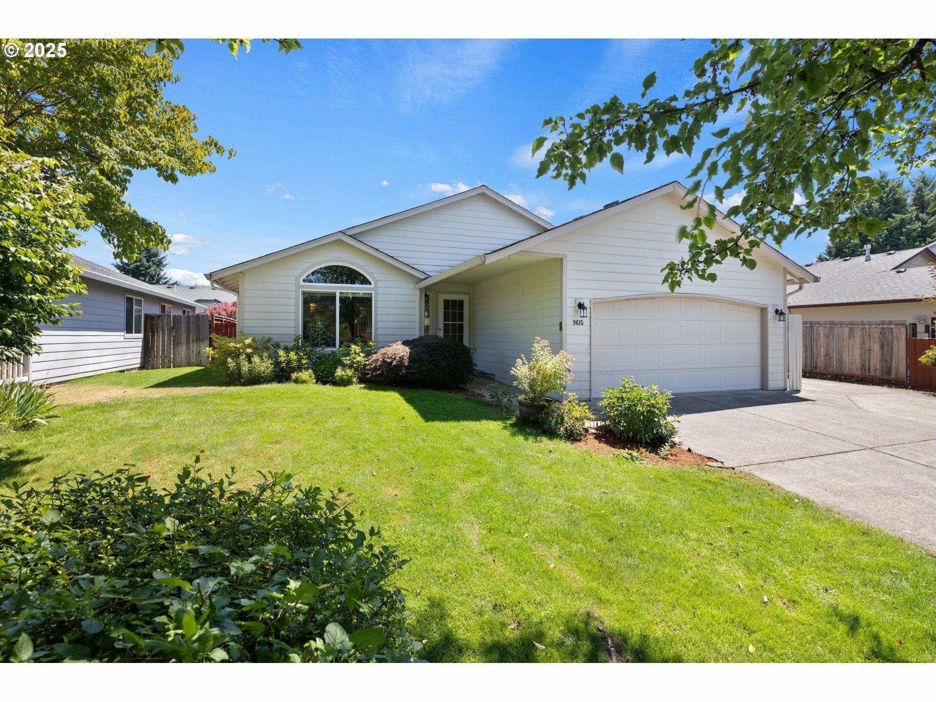 Property Photo: 9615 NE 131st Ave WA 98682