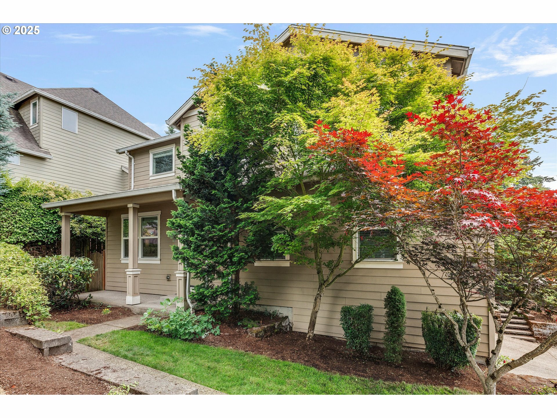 Property Photo: 9742 SW Taylor St OR 97225